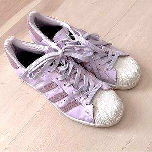 Women’s Lavender Adidas Superstar Sz 7.5